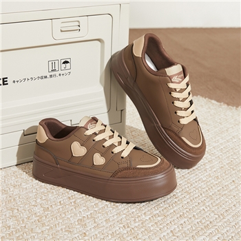 飞耀板鞋女2024春季新款韩版百搭ins低帮厚底皮面学生休闲小白鞋