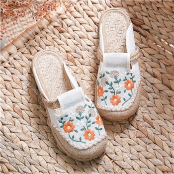 不一样春夏经典款女鞋 T21 民族风绣花全包拖鞋 透气包头棉麻布鞋